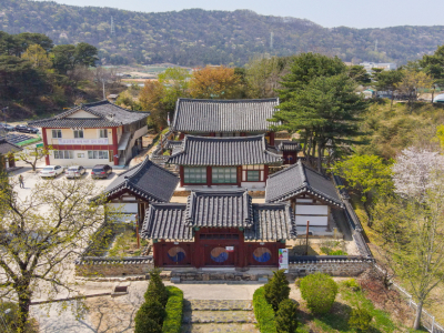 진잠향교대성전