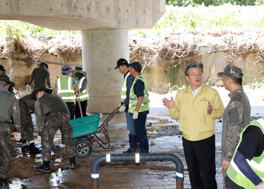수해 하천 환경정비 현장점검 이미지